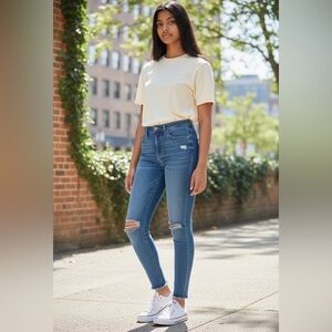 Free People High-Rise Distressed Skinny Jeans | Frayed Hem | Women’s Size W25